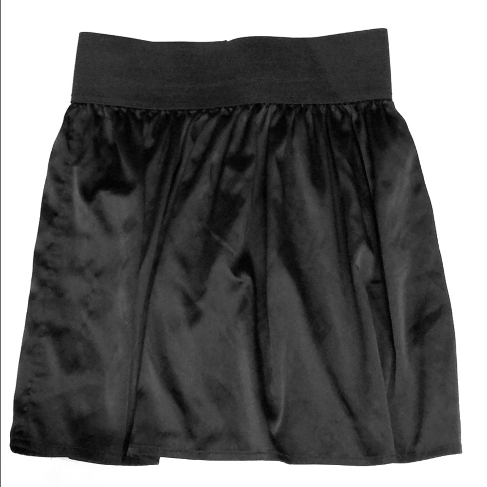 Forever 21 black skirt